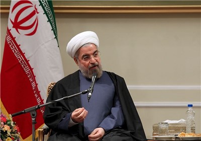 روحانی: باید بی‌منت به مردم خدمت کنیم