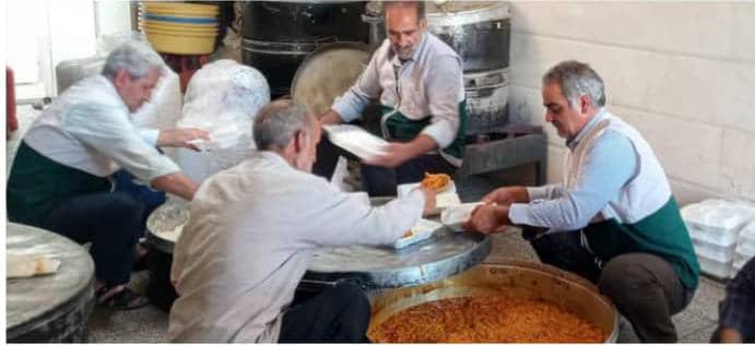 توزیع ۲۰۰۰  پرس غذا گرم در شهرستان انار