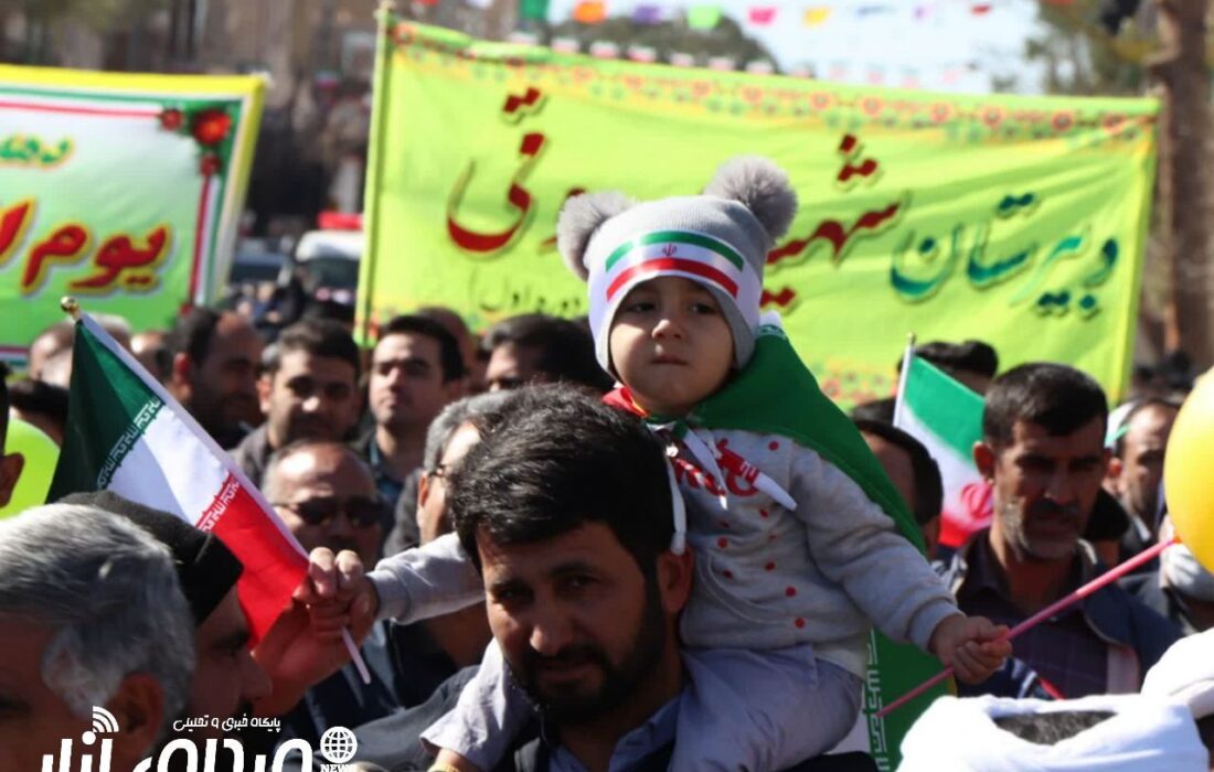 حضور پرشور مردم انار در راهپیمایی ۲۲ بهمن+تصاویر