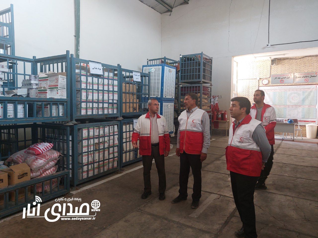بازدید رئیس کمیسیون اقتصادی عمرانی مجمع جمعیت هلال احمر کشور از جمعیت هلال احمر شهرستان انار