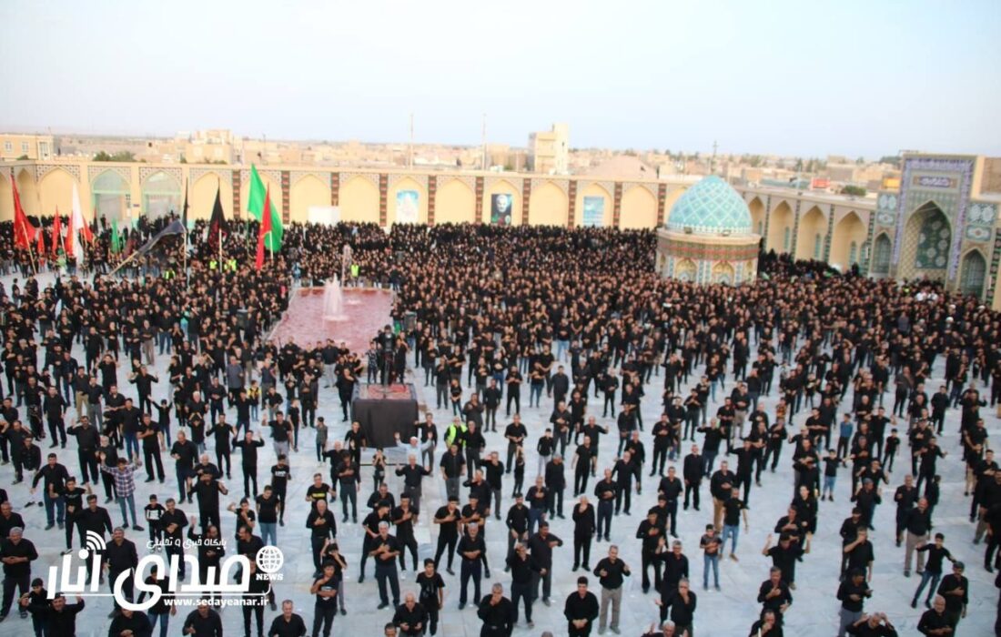 اجتماع بزرگ عزاداران حسینی در انار برگزار شد+تصاویر