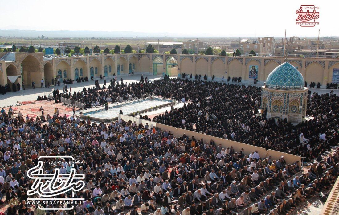 گزارش تصویری نماز عیدسعیدفطر در امامزاده محمدصالح(ع) انار