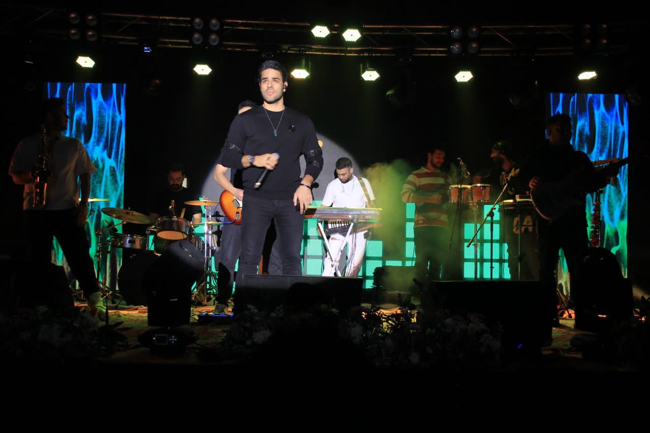 کنسرت “ایوان بند”در انار برگزار شد