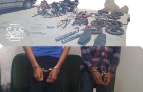 کشف ۴ موتورسیکلت قطعه قطعه شده از یک خودروی سواری در انار