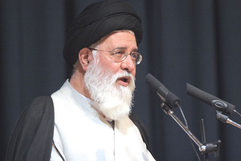 اشتباه تاریخی علم‌الهدی در نماز جمعه مشهد