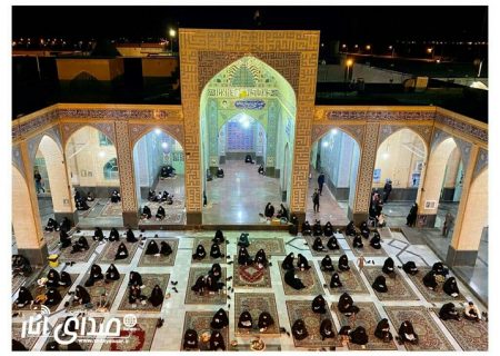 تصاویری از مراسم احیاء شب بیست و یکم ماه مبارک رمضان در انار