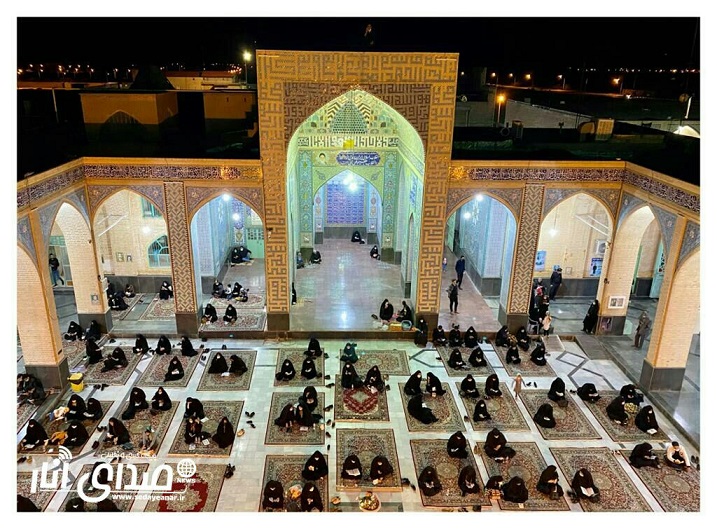 تصاویری از مراسم احیاء شب بیست و یکم ماه مبارک رمضان در انار