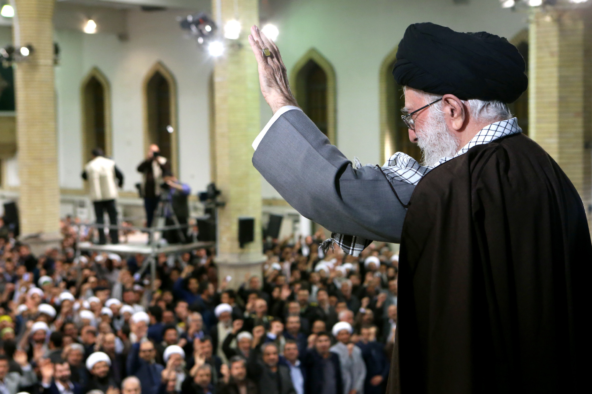 کرمانی ها به دیدار امام خامنه ای می روند