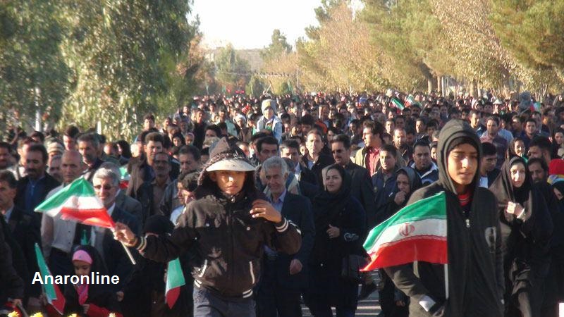 اسامی برندگان قرعه کشی همایش پیاده روی خانوادگی در انار اعلام شد