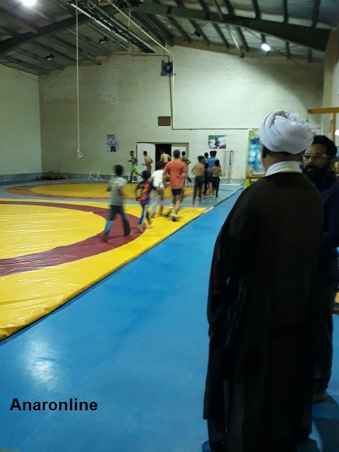 بازدید سرزده امام جمعه انار از مجموعه ورزشی شهید سلیمانی
