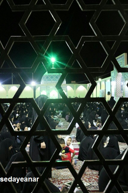 گزارش تصویری مراسم احیای شب بیست و سوم ماه رمضان در امامزاده محمد صالح انار+تصاویر