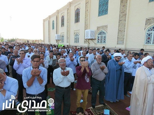 اقامه نماز عیدسعیدفطر در امین شهر+تصاویر