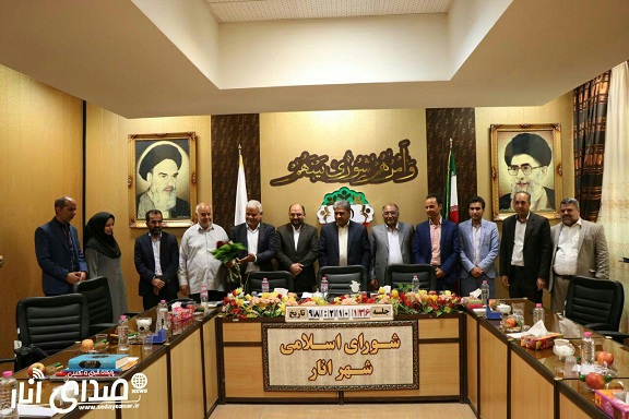 تجلیل شبکه بهداشت و درمان شهرستان انار از اعضای شورای اسلامی شهر  به مناسبت روز شورا
