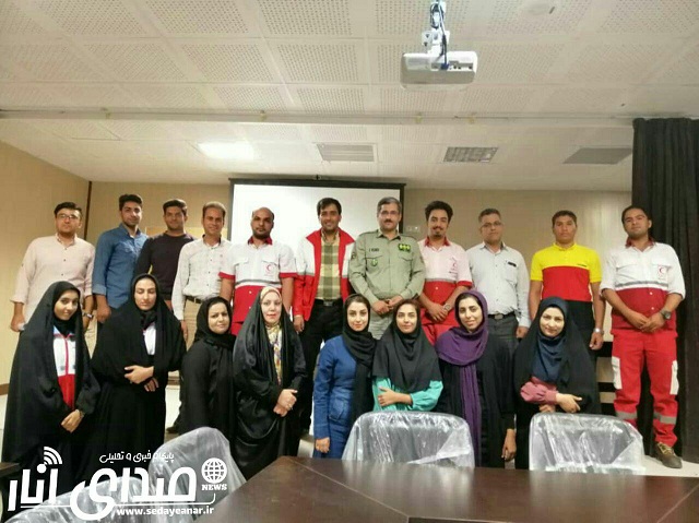 اولین نشست طبیعت دوستان و فعالان محیط زیست شهرستان انار برگزار شد